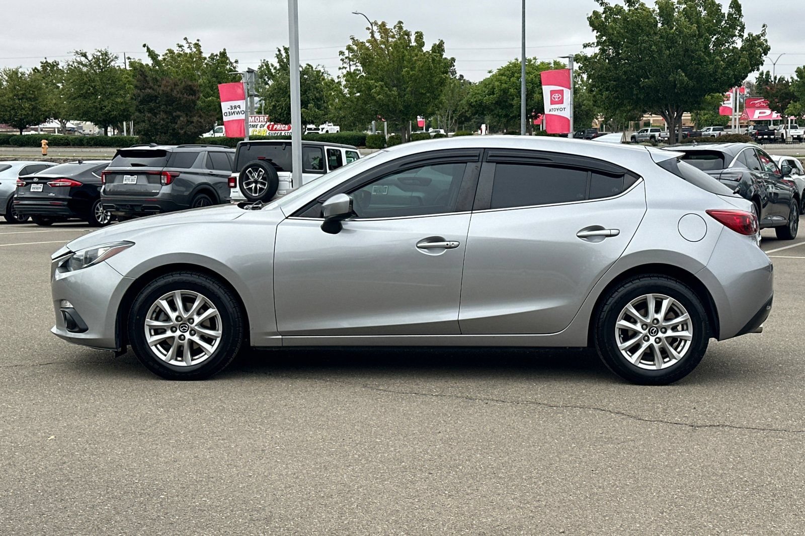 Used 2016 MAZDA MAZDA3 i Grand Touring FWD image 7