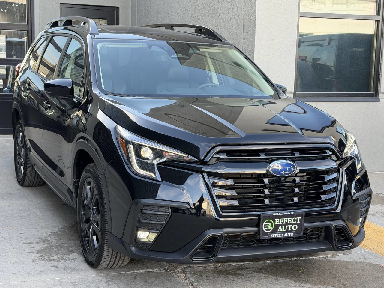Used 2025 Subaru Ascent Bronze Edition image 7