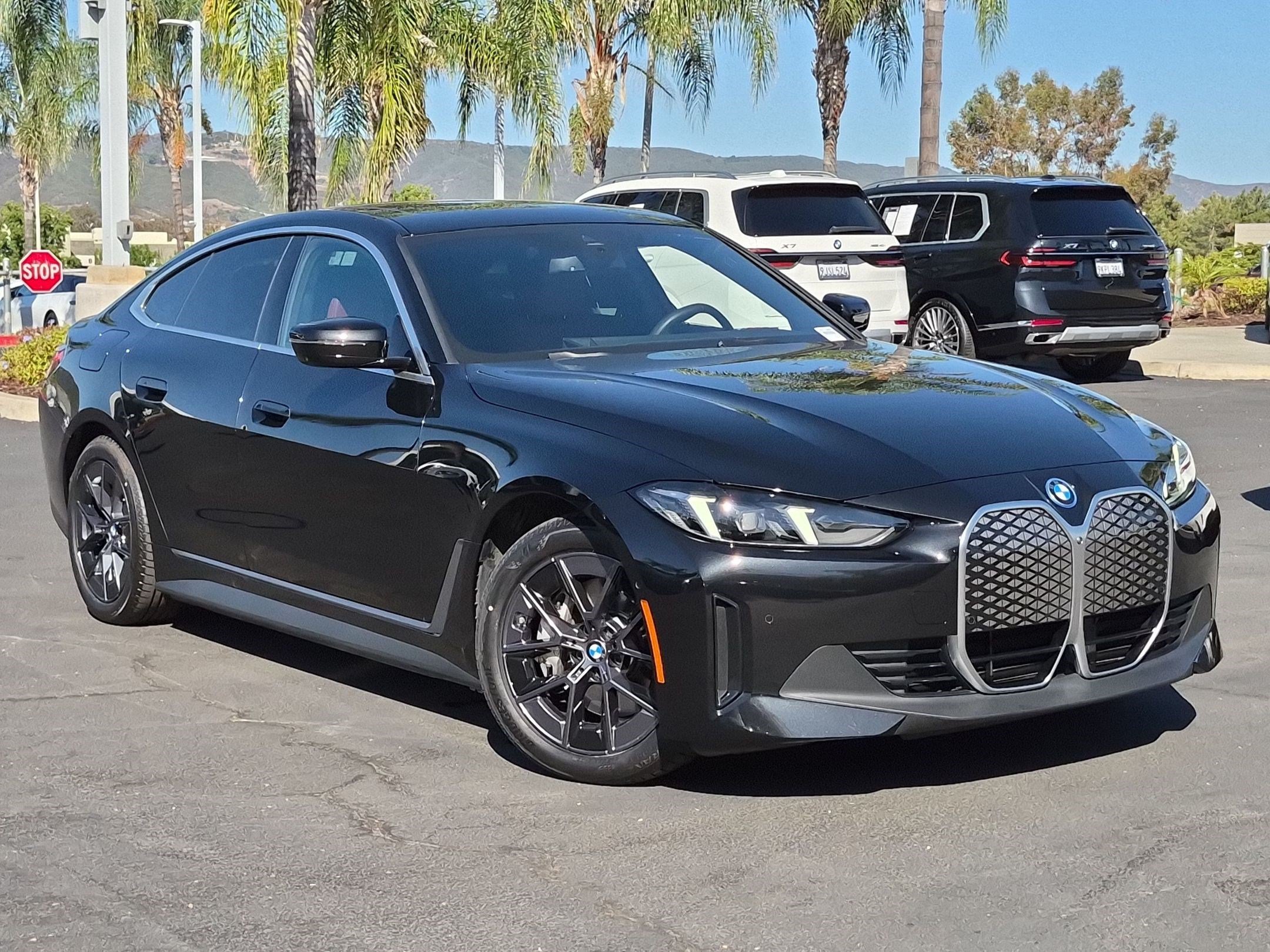 Used 2025 BMW i4 eDrive40 w/ Parking Assistance Package RWD image 5