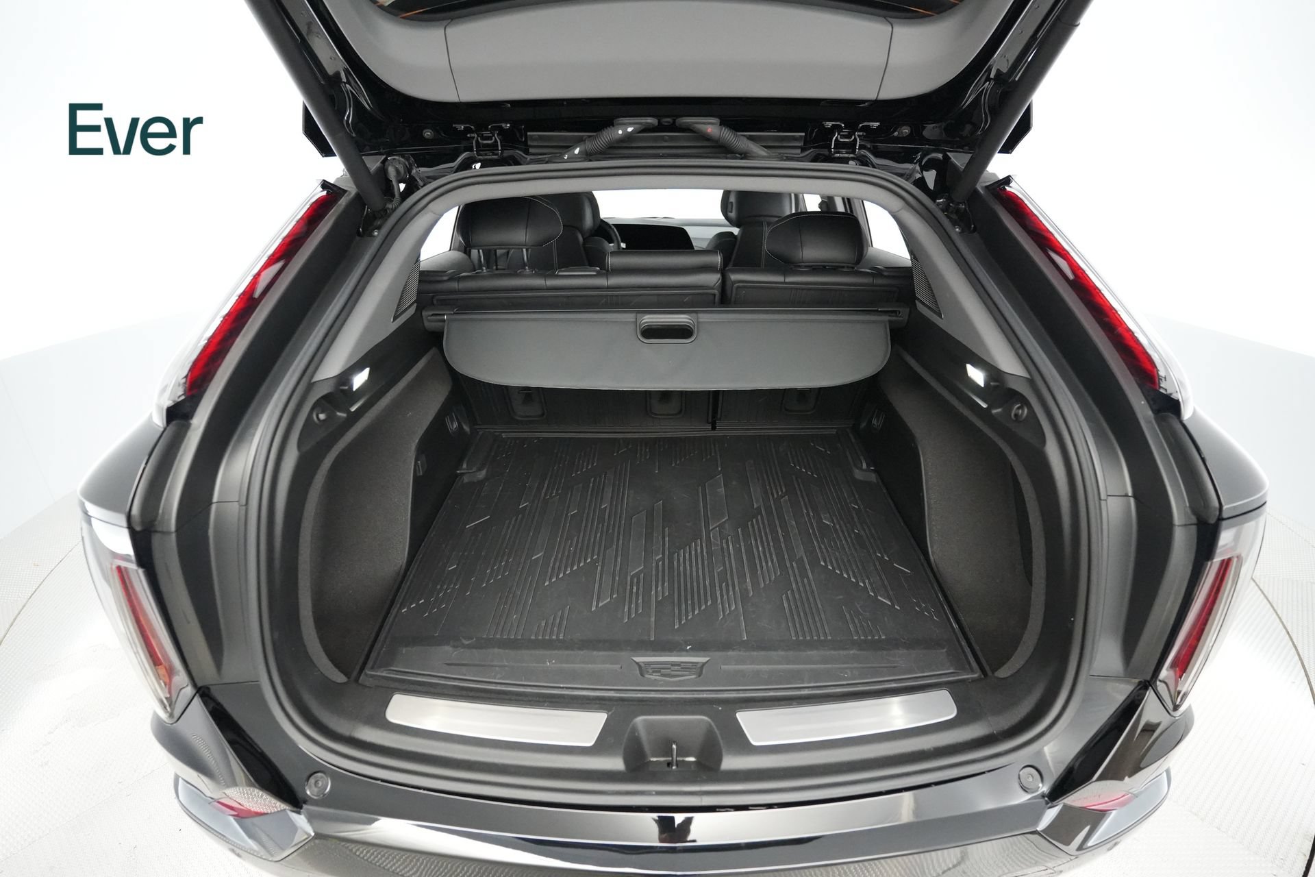 Used 2026 Cadillac Optiq Sport 2 w/ LPO, Floor Liner Package RWD image 8