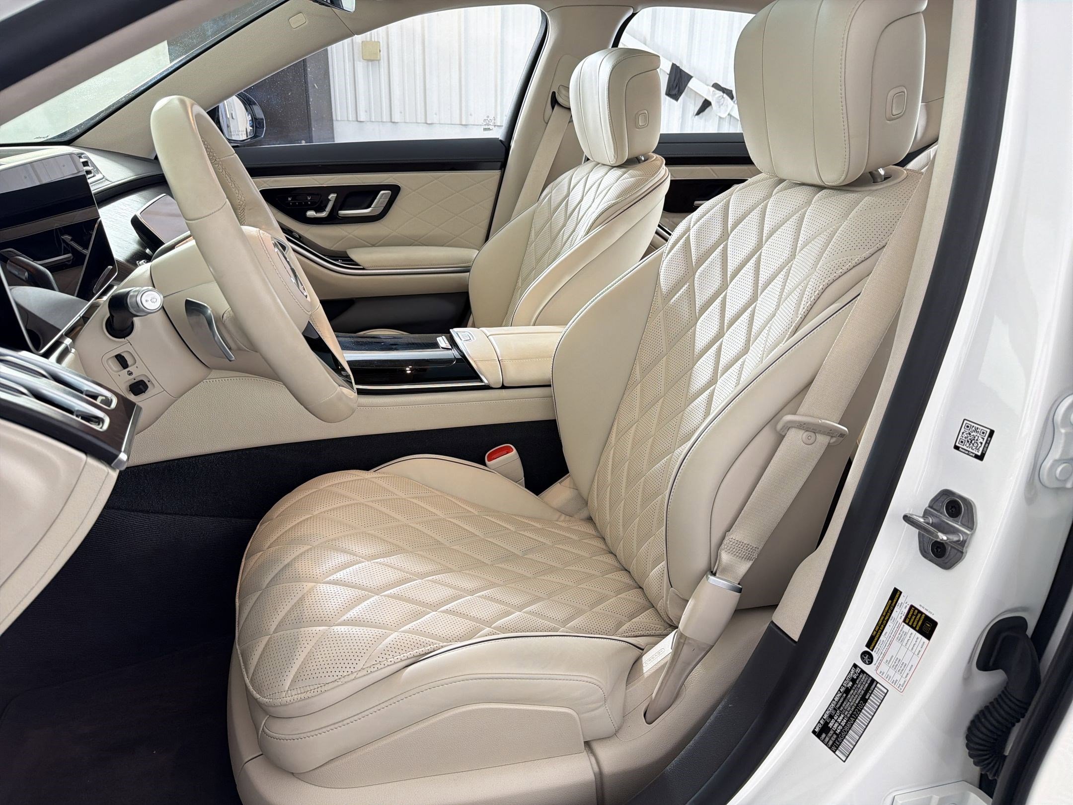 Certified 2022 Mercedes-Benz S 500 4MATIC w/ AMG Line Package image 5