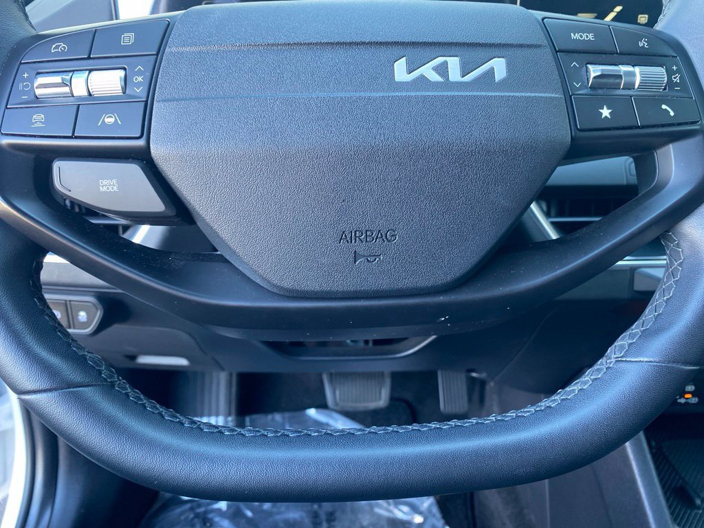 Used 2025 Kia K4 EX FWD image 18