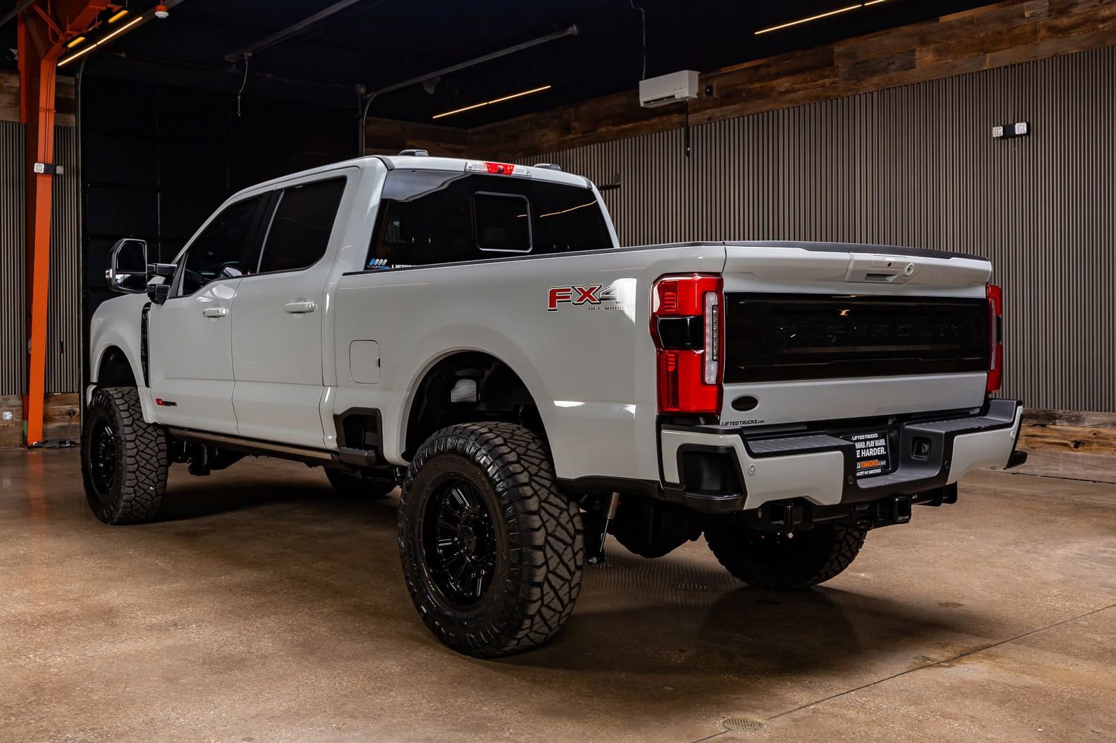 Used 2026 Ford F250 Platinum AWD/4WD image 7