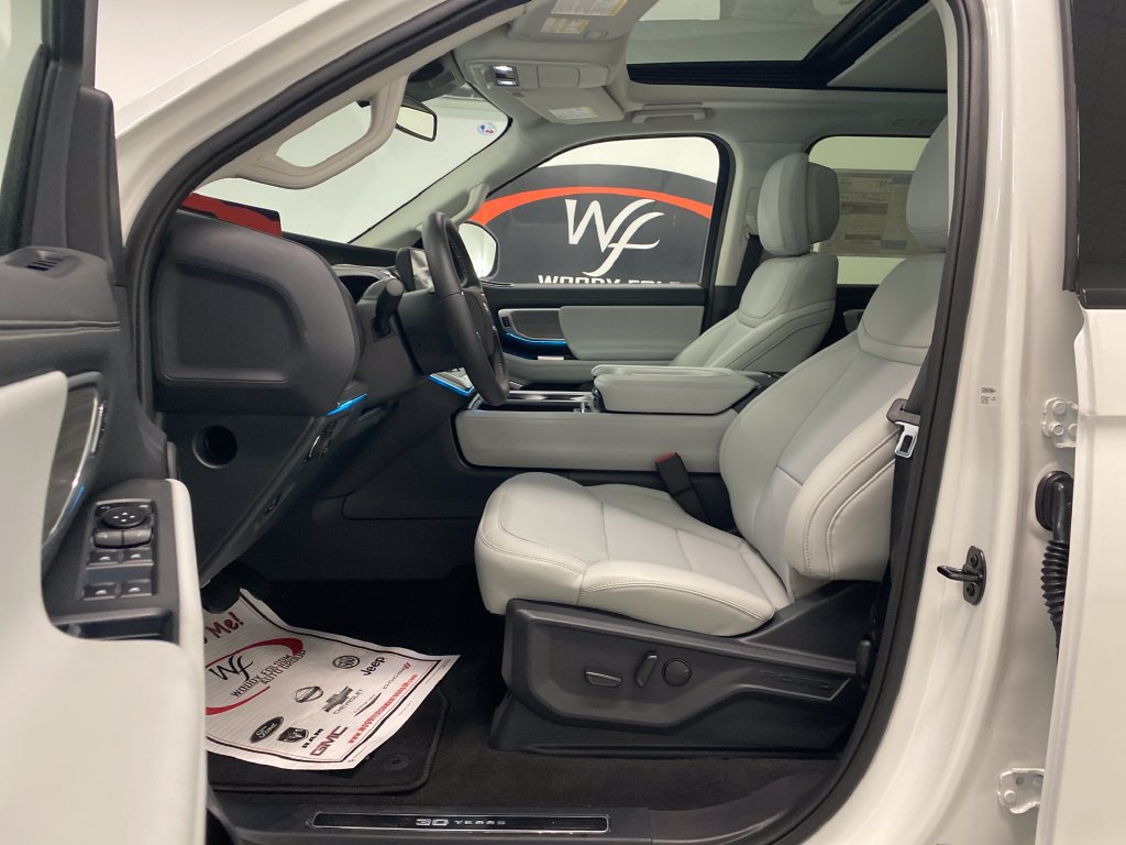 New 2027 Ford Expedition Max Platinum AWD/4WD image 14
