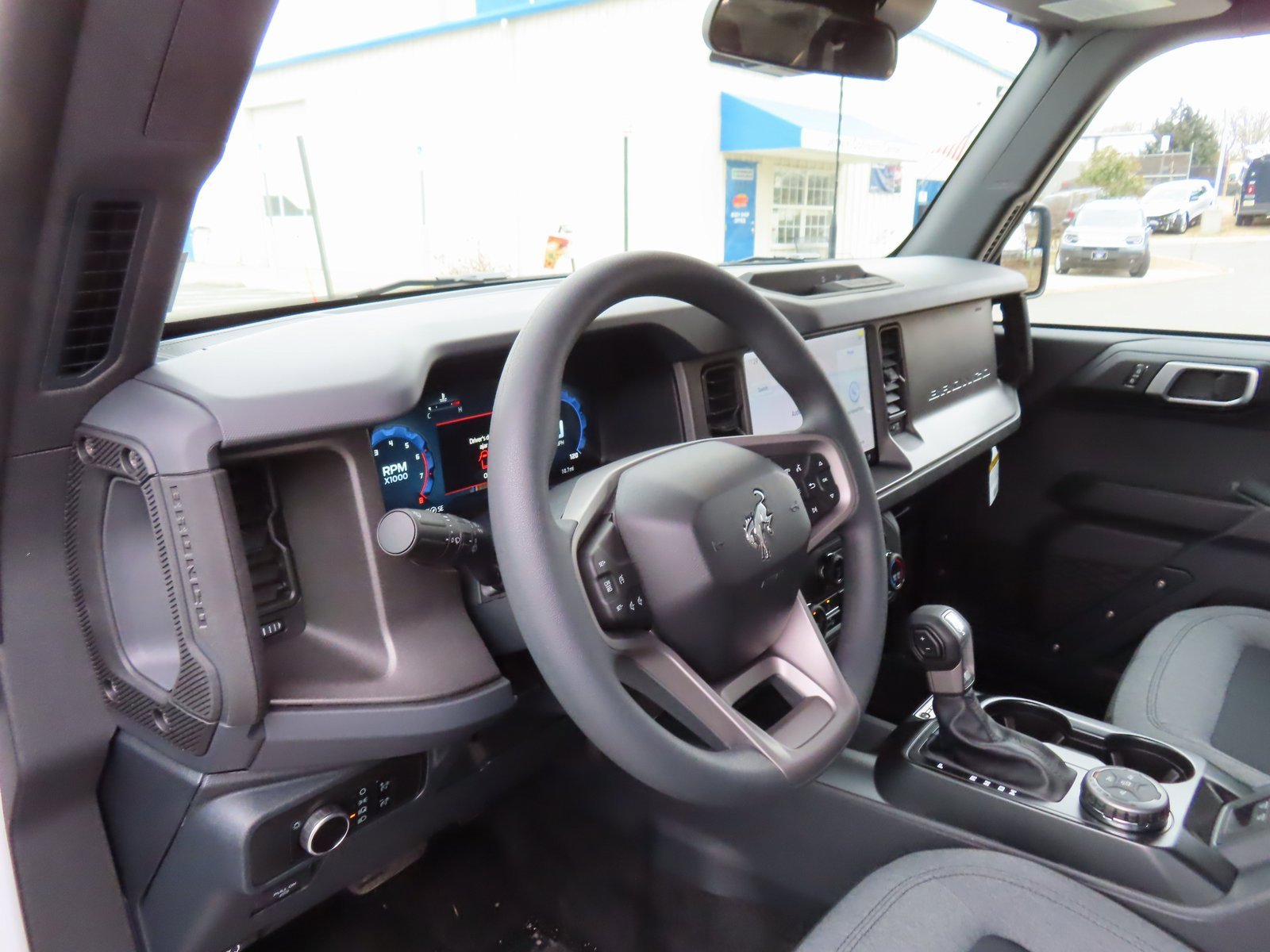 New 2025 Ford Bronco 4-Door image 12