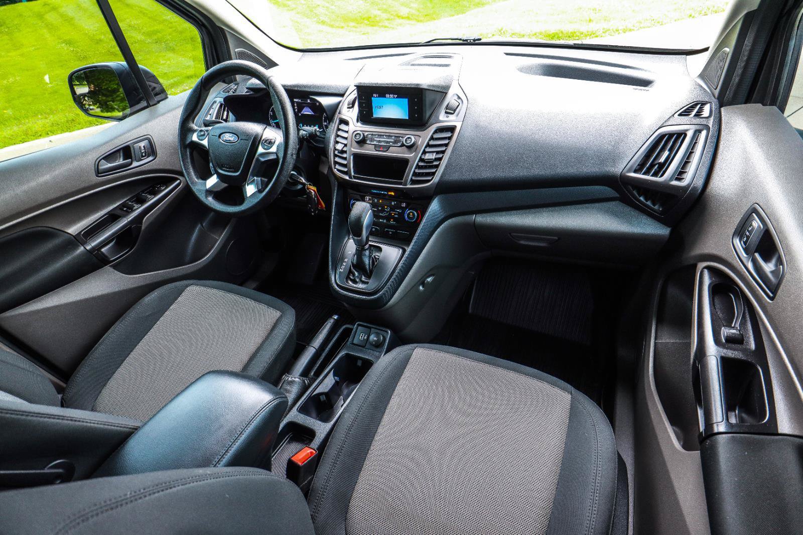 Used 2021 Ford Transit Connect XL FWD image 28