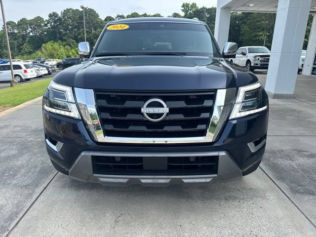 Used 2024 Nissan Armada Platinum w/ Captain's Chairs Package RWD image 2