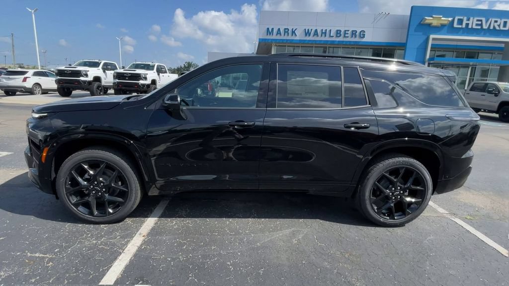 New 2026 Chevrolet Traverse RS w/ LPO, Floor Liner Package AWD/4WD image 7