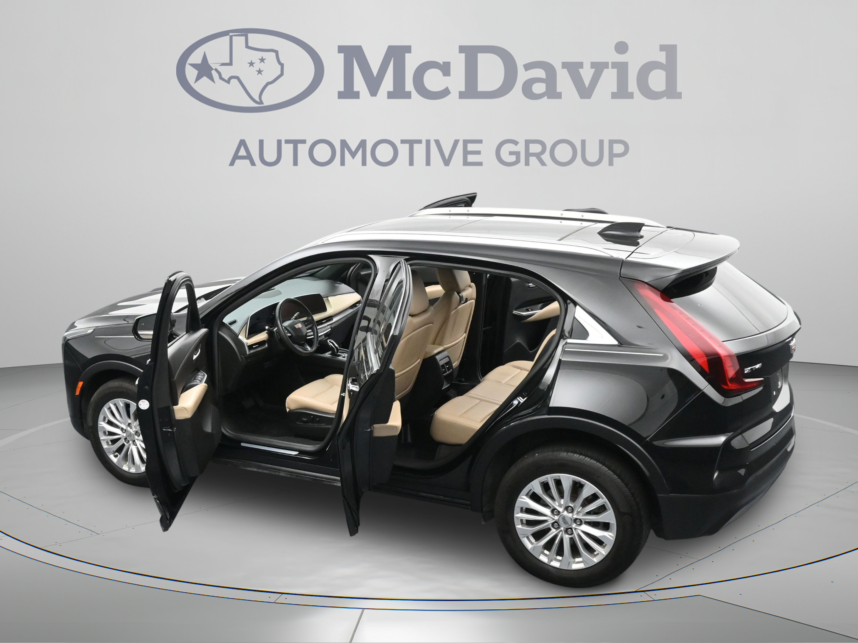 Used 2024 Cadillac XT4 Luxury w/ Cold Weather Package FWD image 45