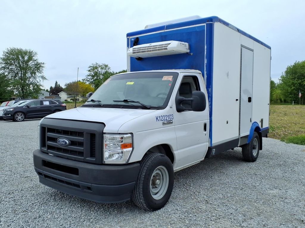 Used 2023 Ford E-350 and Econoline 350 Super Duty w/ Power Windows & Locks Group RWD image 11
