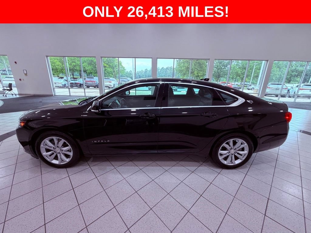 Used 2017 Chevrolet Impala LT w/ Convenience Package FWD image 4