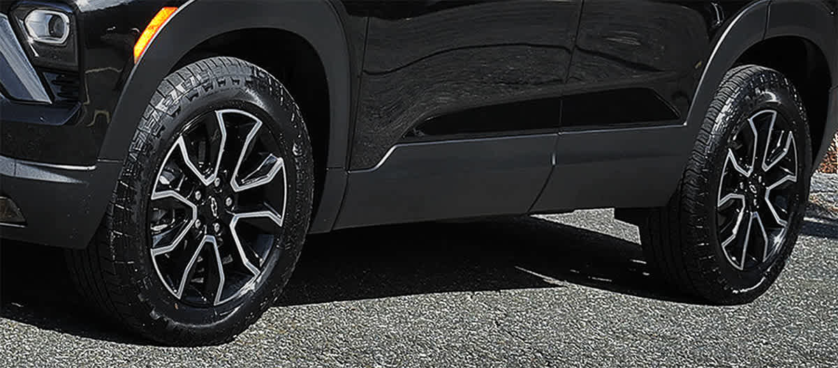 Used 2024 Chevrolet TrailBlazer ACTIV w/ Driver Confidence Package image 26