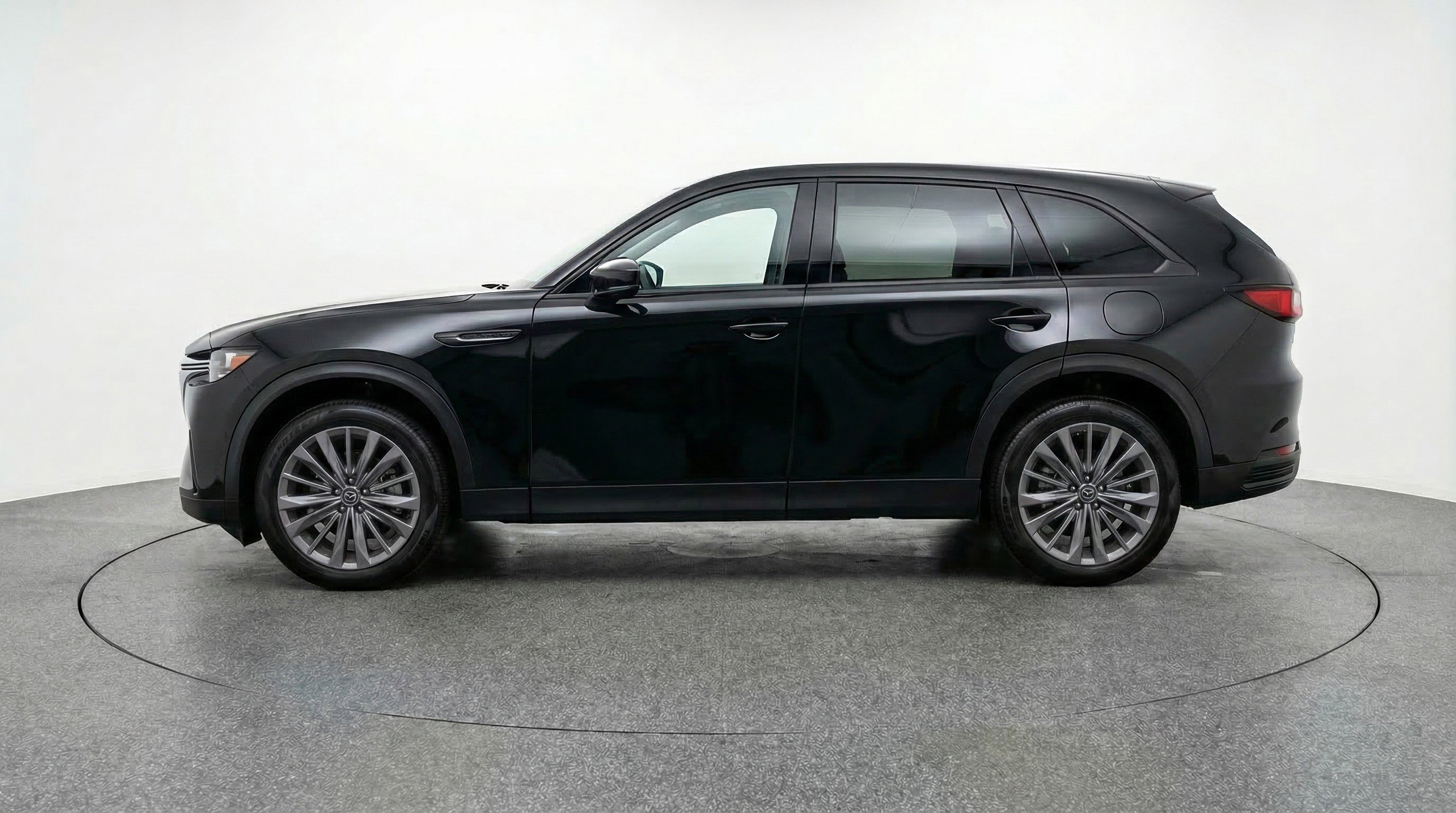 Used 2025 MAZDA CX-90 3.3 Turbo w/ Preferred Package image 5