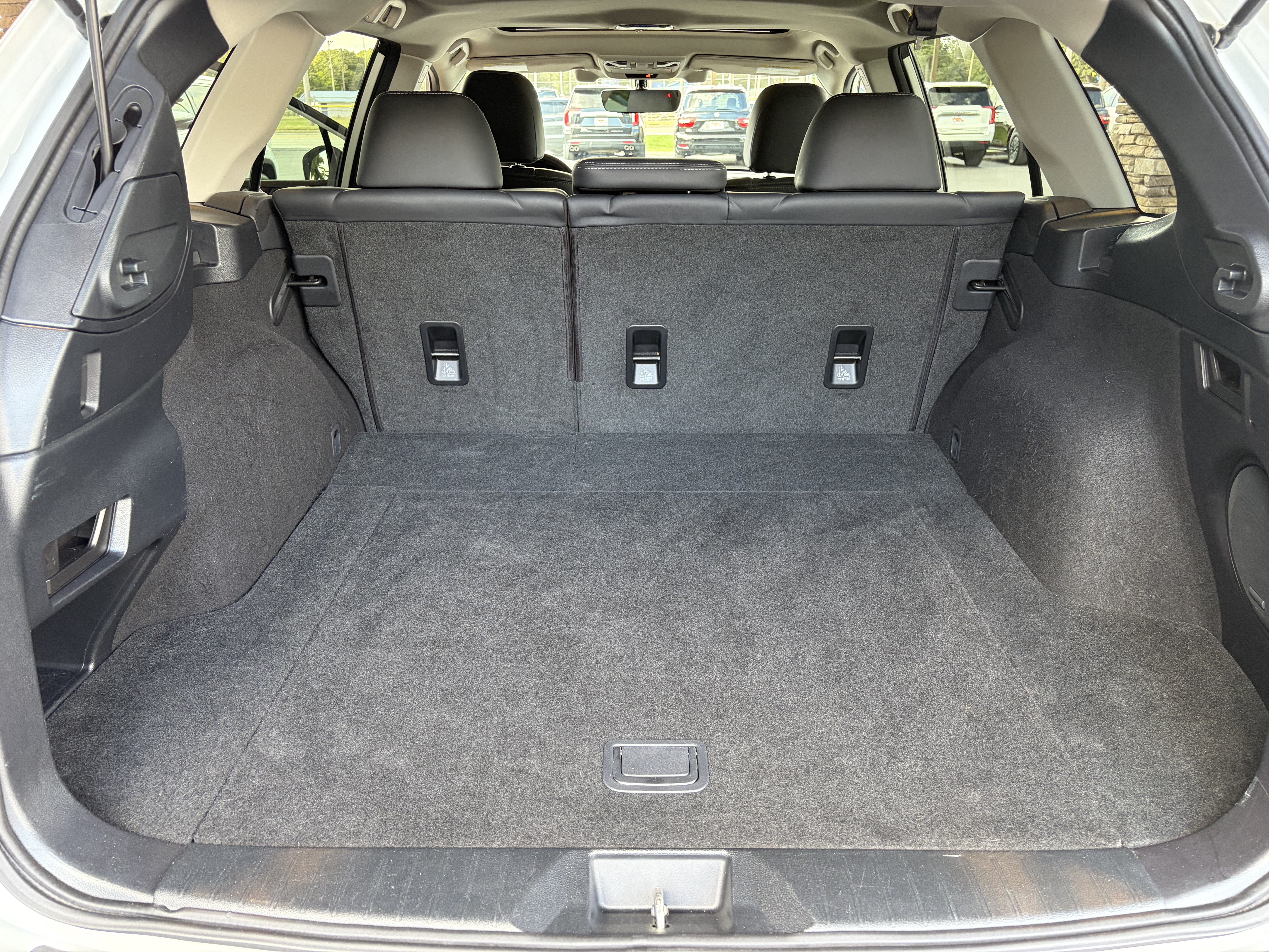 Used 2019 Subaru Outback 2.5i Limited AWD/4WD image 28