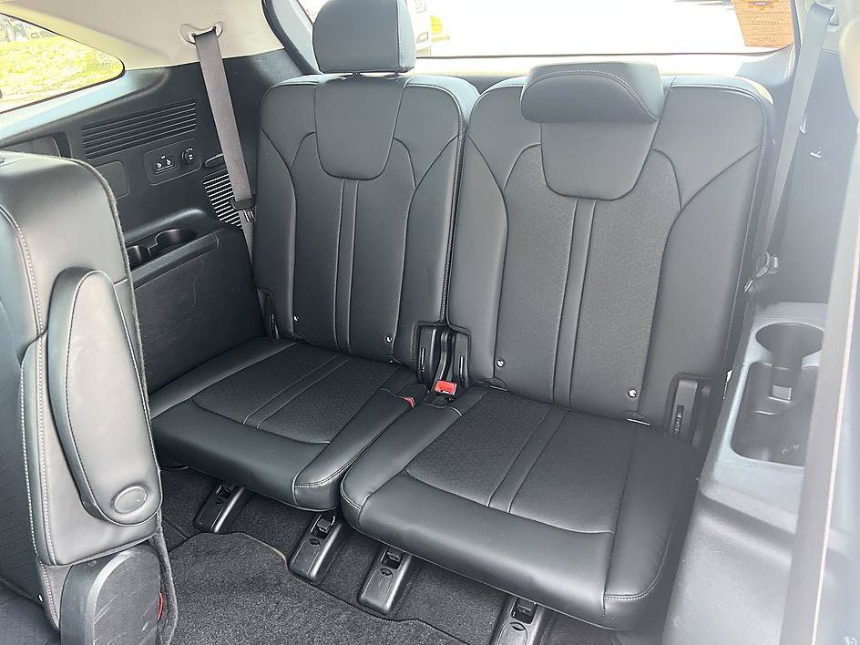 Used 2022 Kia Sorento EX w/ Panoramic Sunroof Package FWD image 30