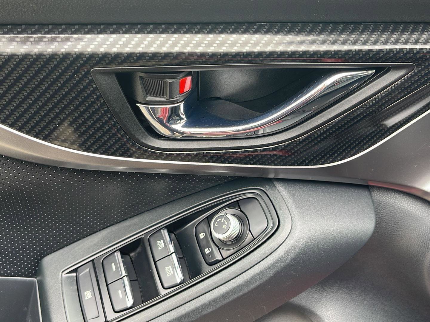 Used 2018 Subaru Crosstrek 2.0i Limited image 19