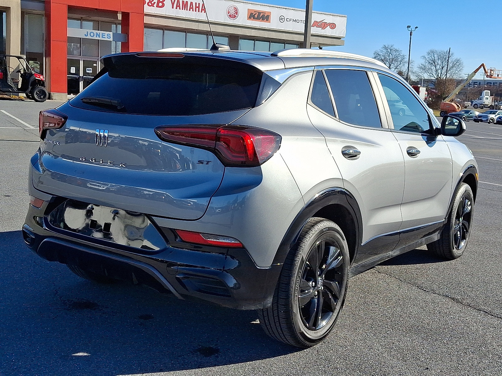 Used 2024 Buick Encore GX Sport Touring w/ Comfort Package image 6