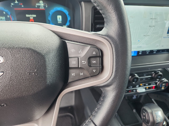 Used 2025 Ford Bronco Badlands AWD/4WD image 17