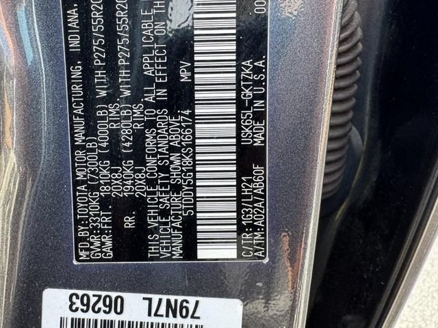 Used 2019 Toyota Sequoia Platinum AWD/4WD image 26