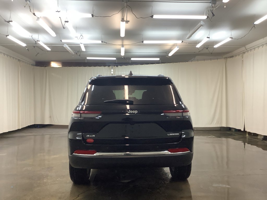 New 2025 Jeep Grand Cherokee Laredo X w/ Luxury Tech Group I image 7