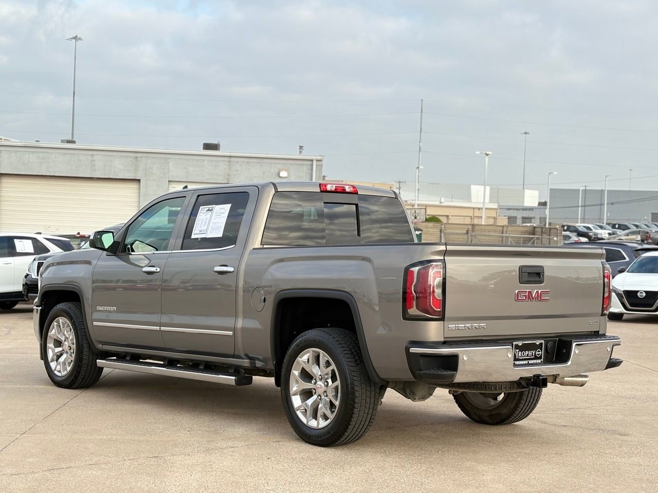Used 2017 GMC Sierra 1500 SLT image 6