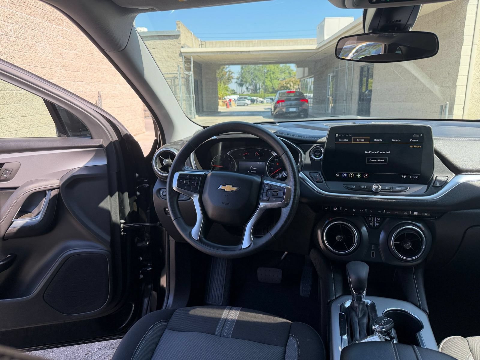 Used 2025 Chevrolet Blazer LT FWD image 35