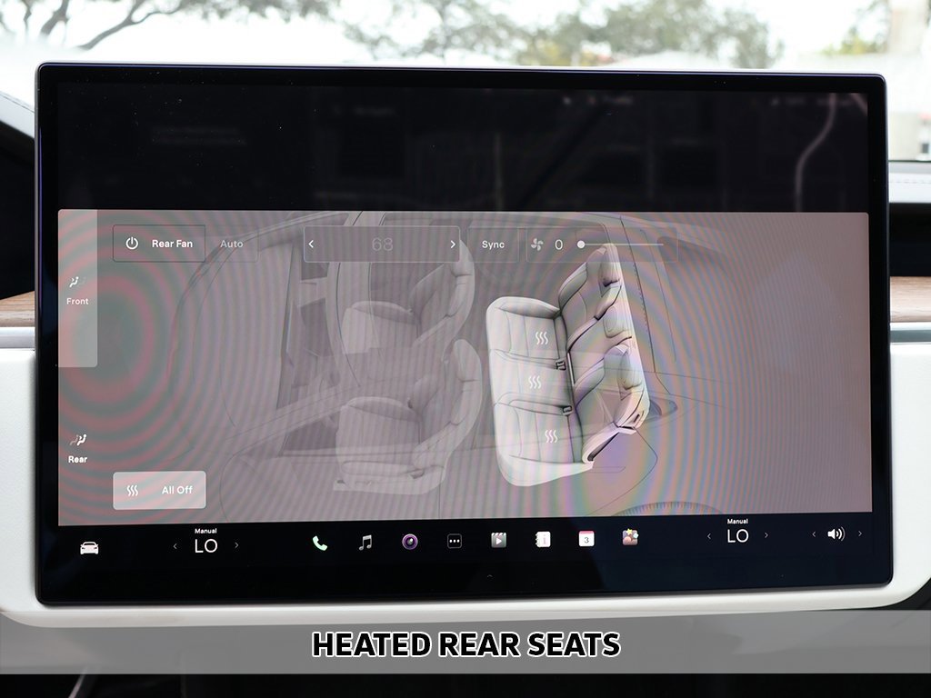 Used 2022 Tesla Model S image 8