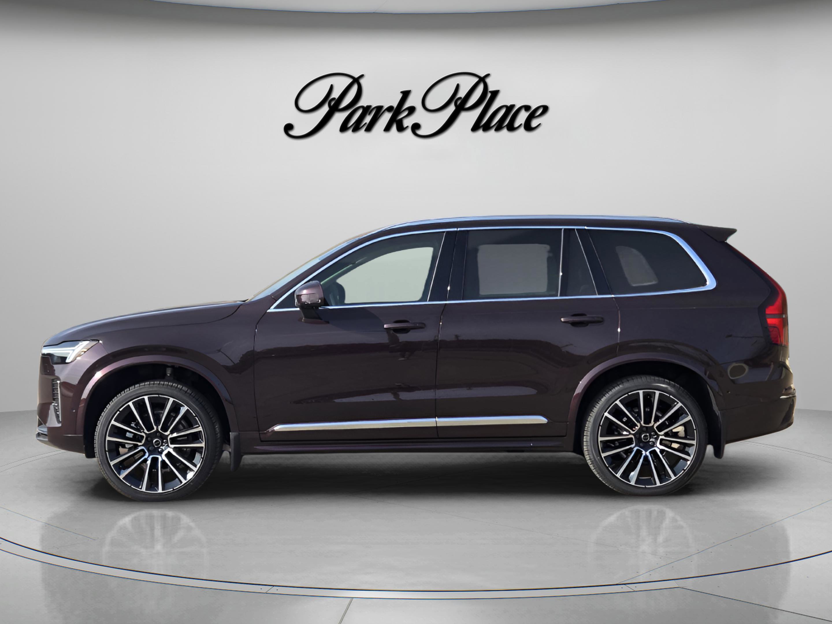 New 2026 Volvo XC90 B5 Ultra w/ Protection Package Premier image 2