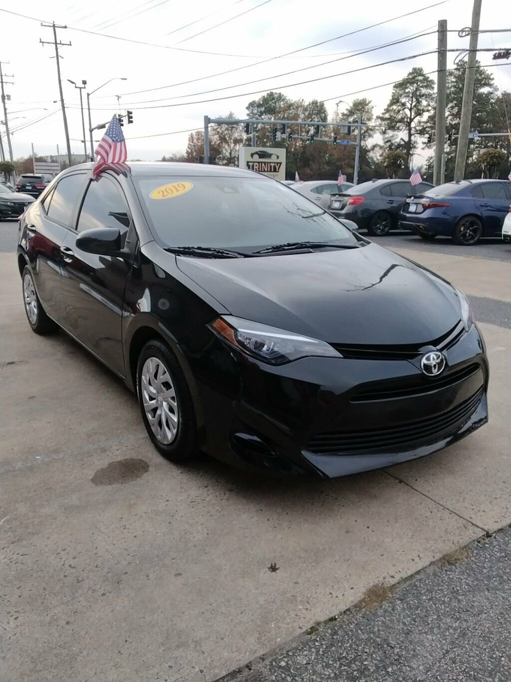 Used 2019 Toyota Corolla LE FWD image 5