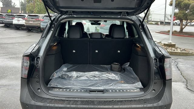 New 2025 Nissan Kicks SR w/ Illumination Package AWD/4WD image 6