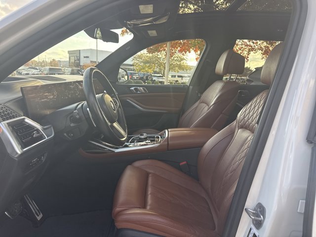 Certified 2023 BMW X7 xDrive40i w/ M Sport Package image 14
