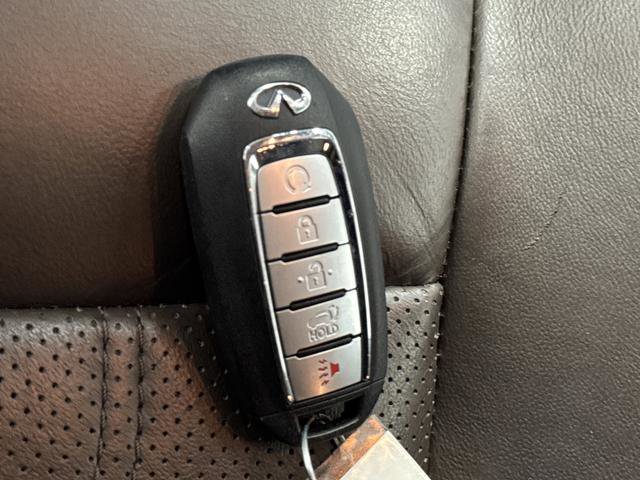 Used 2019 INFINITI QX60 Luxe w/ Essential Package image 27