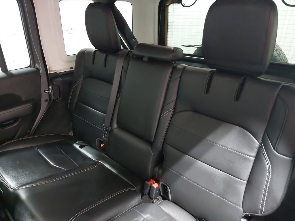 Used 2023 Jeep Wrangler Unlimited Sahara w/ Cold Weather Group image 13