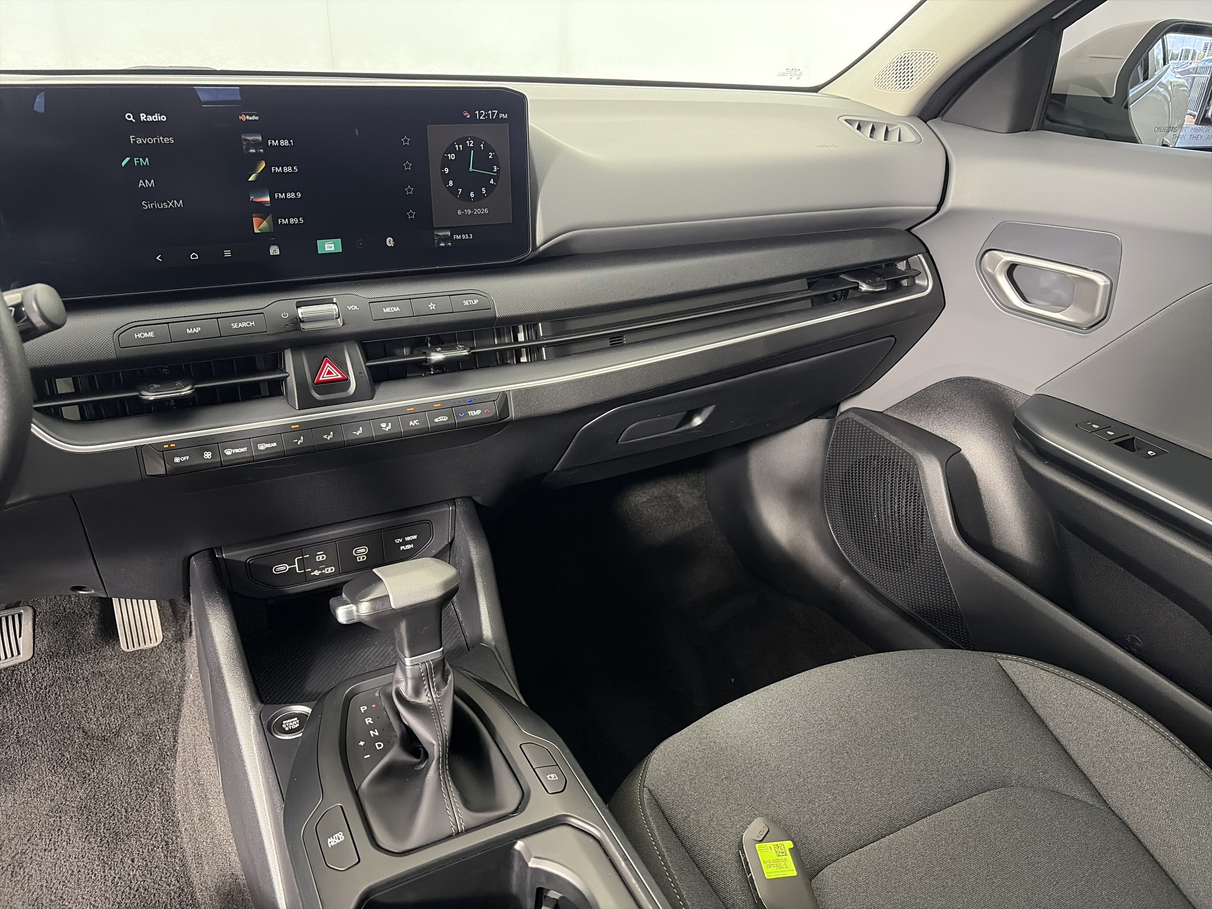 Used 2025 Kia K4 FWD image 4