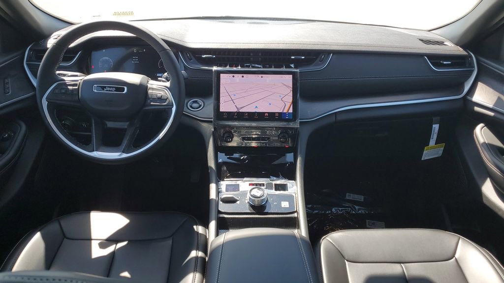 New 2025 Jeep Grand Cherokee L Limited w/ Black Appearance Package image 12