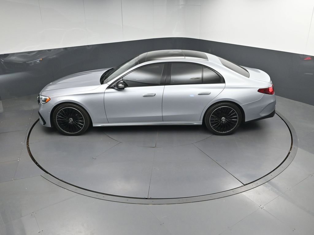 Used 2024 Mercedes-Benz E 350 4MATIC Sedan image 32