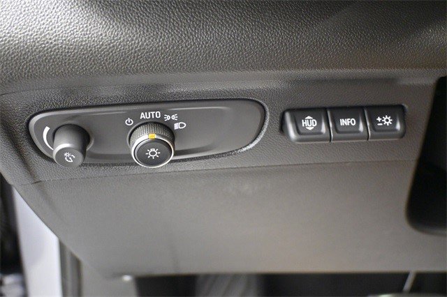 Certified 2022 Buick Envision Essence w/ Technology Package II image 27