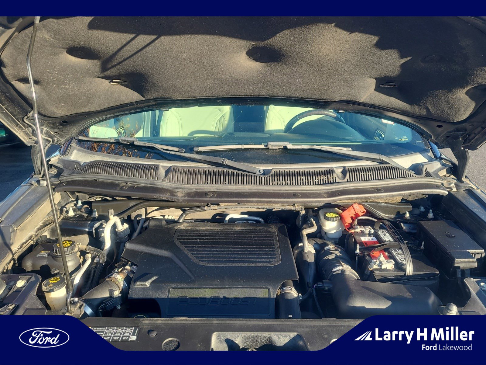 Used 2016 Ford Explorer Platinum image 21