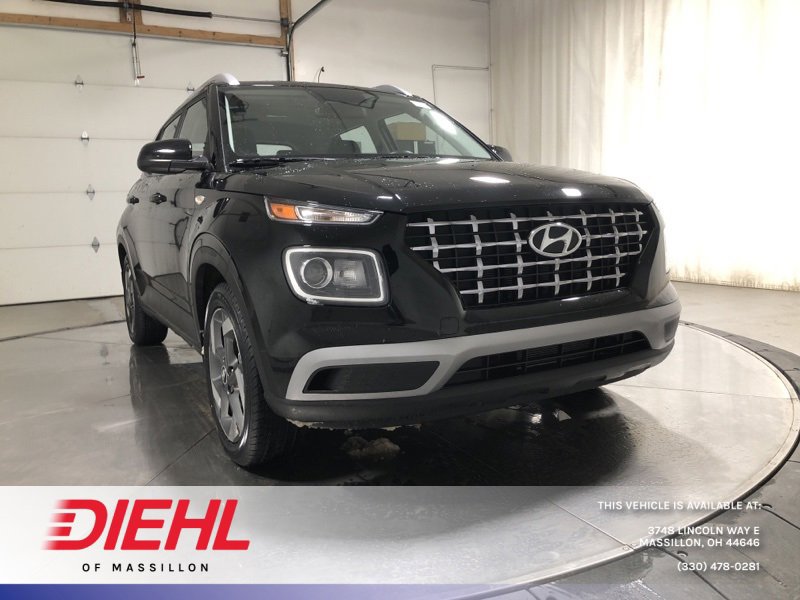 Used 2023 Hyundai Venue SEL