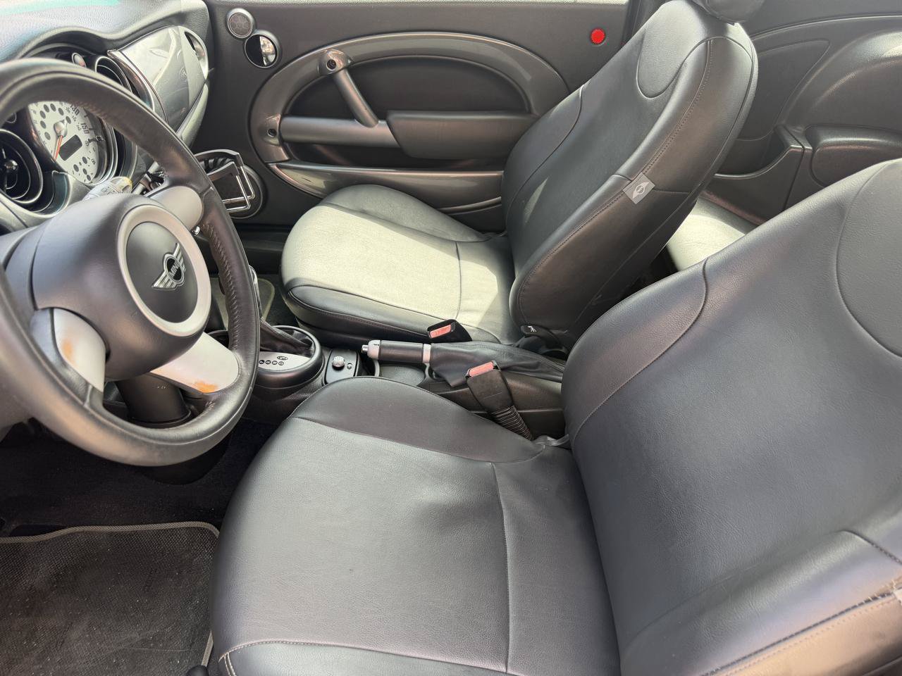 Used 2006 MINI Cooper Hardtop FWD image 12