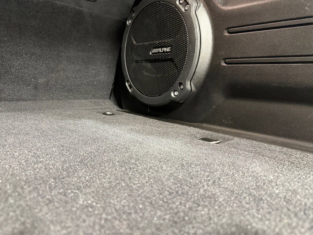 Used 2021 Jeep Wrangler Unlimited Rubicon w/ Uconnect 4C Nav & Sound Group AWD/4WD image 6