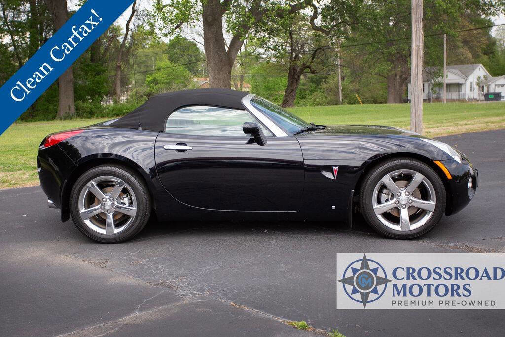 Used 2006 Pontiac Solstice Convertible w/ Premium Package RWD image 6