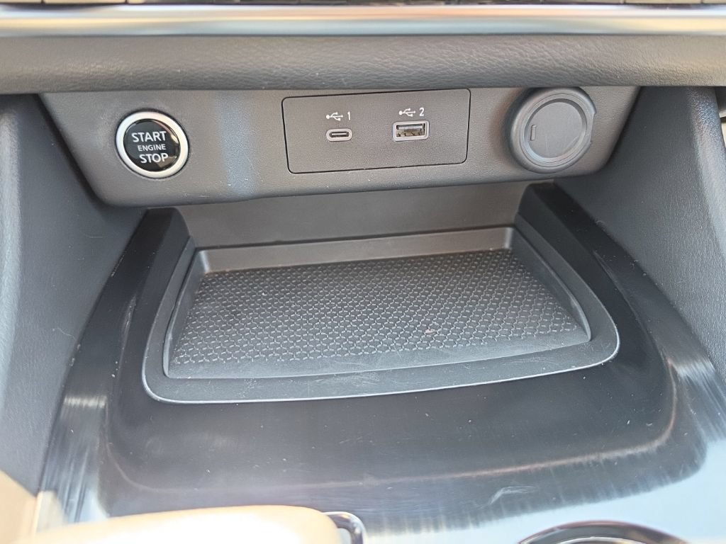 Used 2023 Nissan Rogue SV AWD/4WD image 34