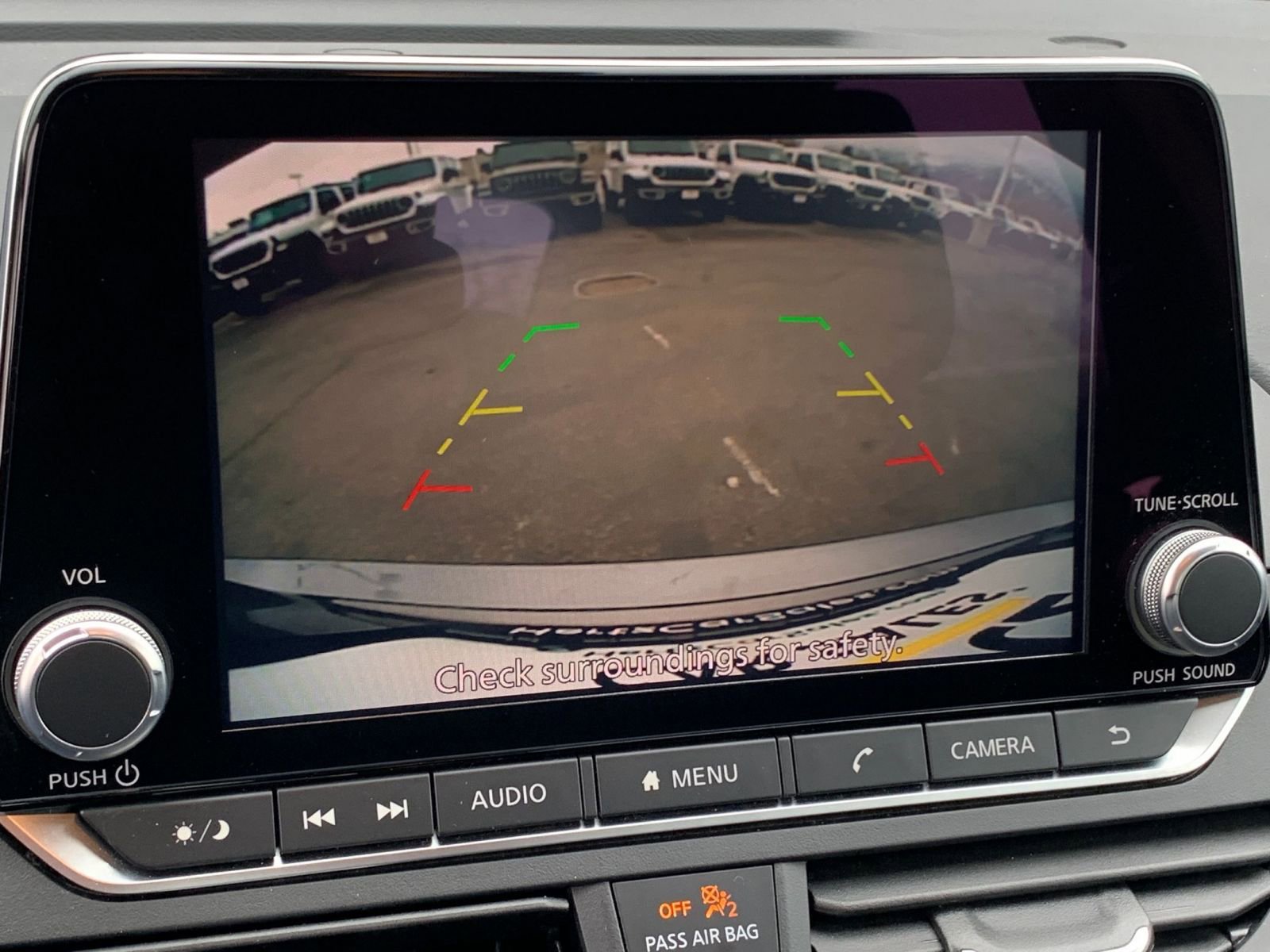 Used 2025 Nissan Altima 2.5 SV image 24