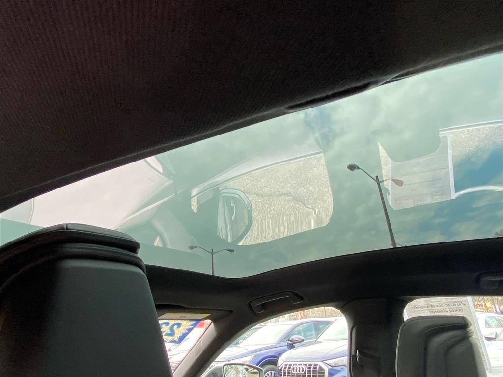 Used 2023 Audi e-tron GT Premium Plus image 22