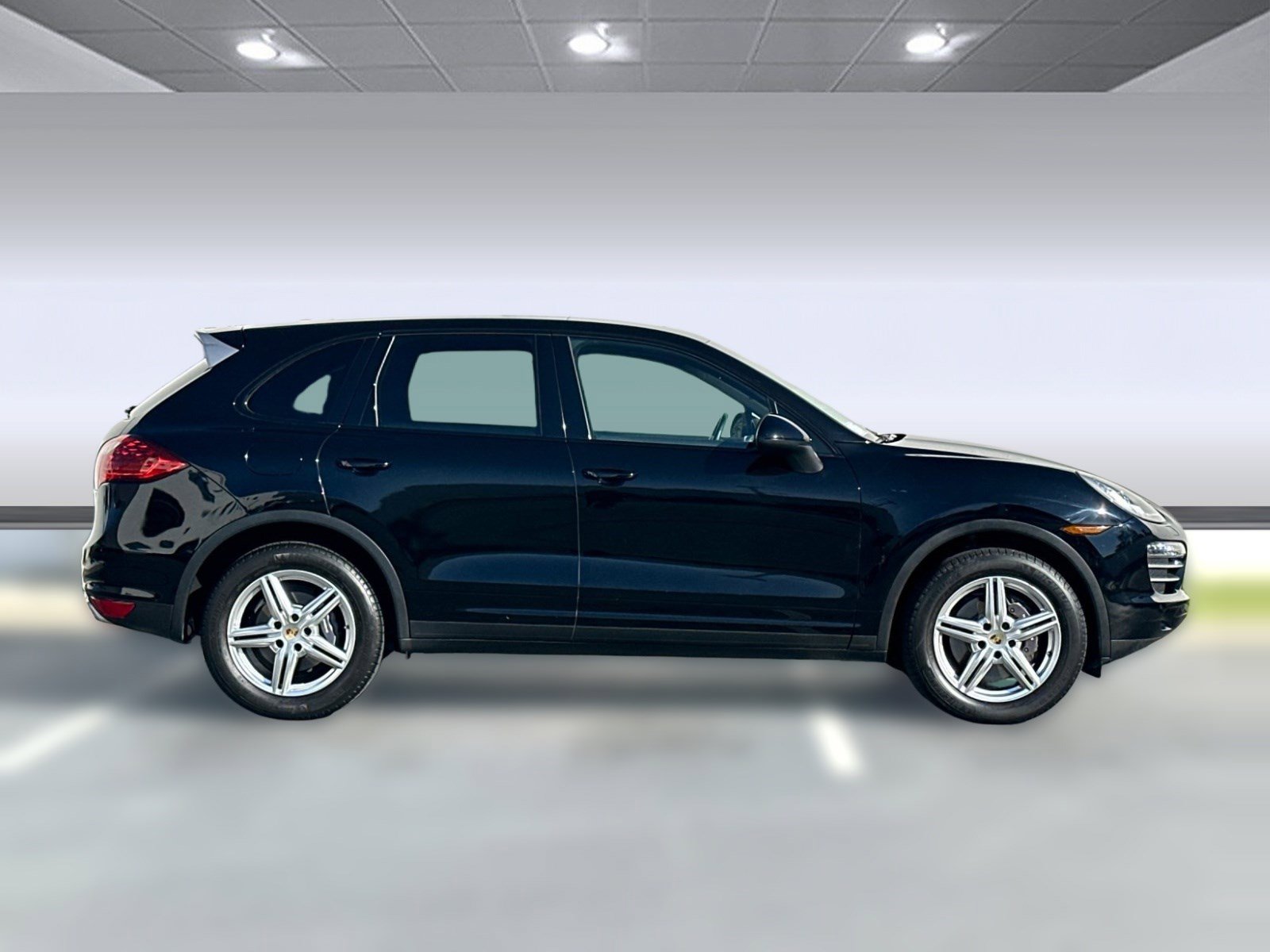 Used 2014 Porsche Cayenne Platinum Edition image 7
