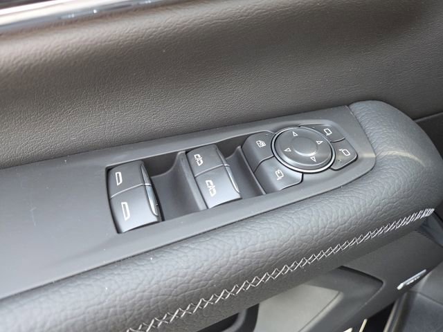 New 2026 GMC Yukon XL Denali w/ Denali Reserve Package image 11