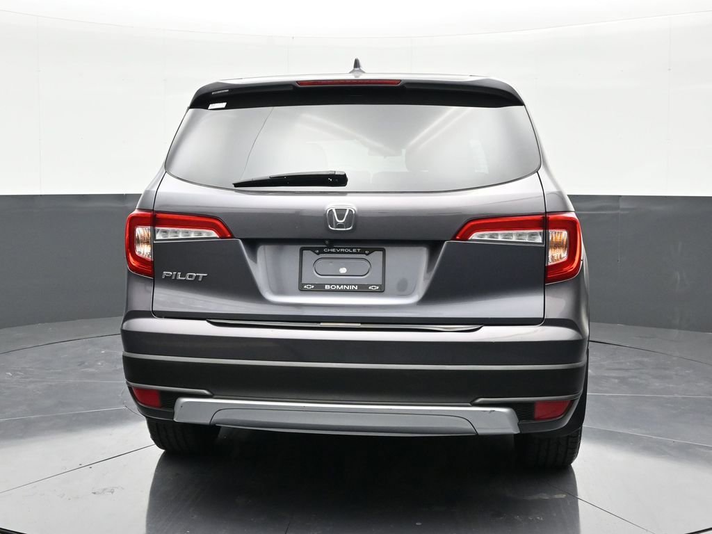 Used 2021 Honda Pilot EX image 4