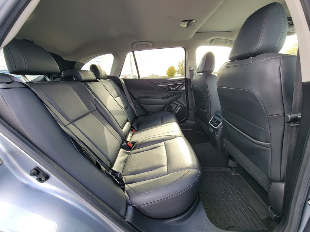 Used 2020 Subaru Outback Limited image 15