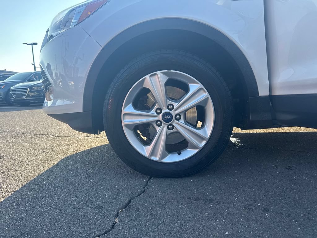 Used 2016 Ford Escape SE w/ Equipment Group 201A AWD/4WD image 27